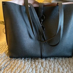 Black Rebecca Minkoff tote
